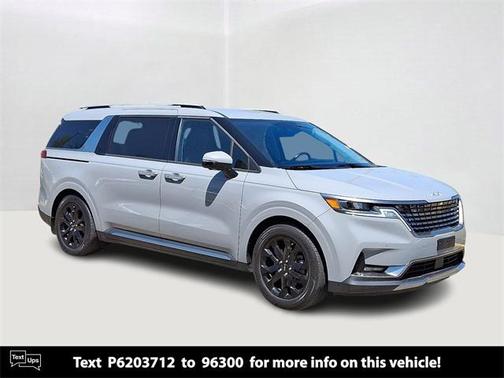 2023 Kia Carnival SX