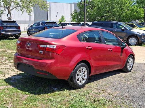 Signal Red 2014 Kia Rio EX