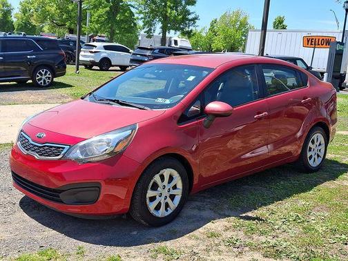 Signal Red 2014 Kia Rio EX