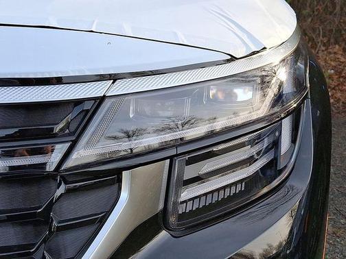 Fusion Black 2026 Kia Seltos SX