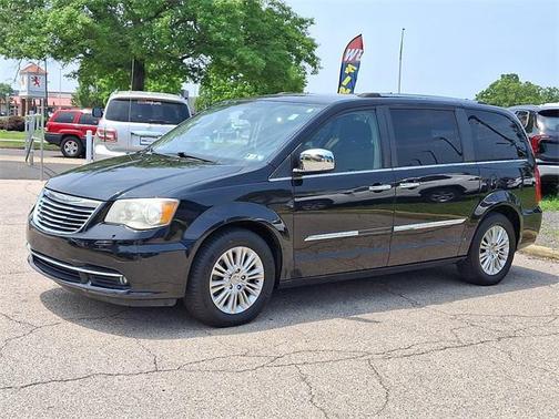 2015 Chrysler Town & Country Limited