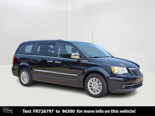 2015 Chrysler Town & Country Limited
