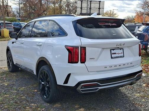 2022 Kia Sorento SX