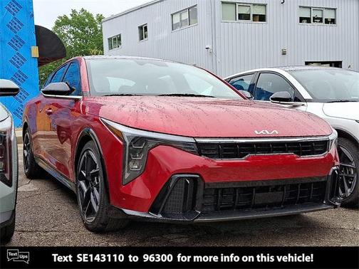 2025 Kia K4 GT-Line