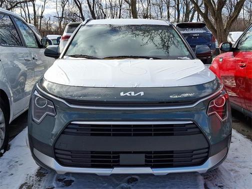 2025 Kia Niro EX