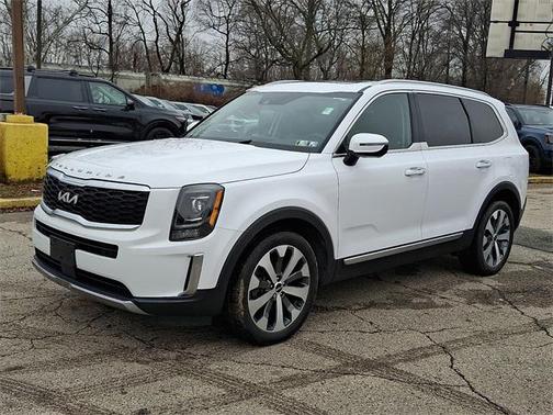 2022 Kia Telluride S