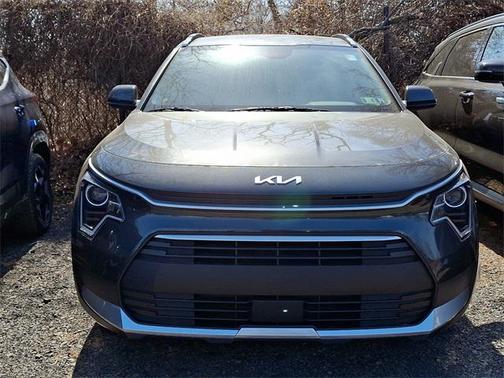 2025 Kia Niro Plug-In Hybrid EX