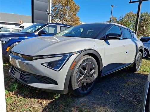 2025 Kia EV6 Light Long Range