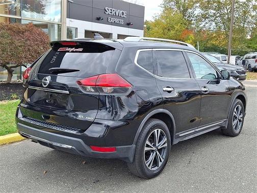 2017 Nissan Rogue SL
