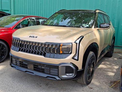 Terrain Brown 2027 Kia Seltos X-Line SX