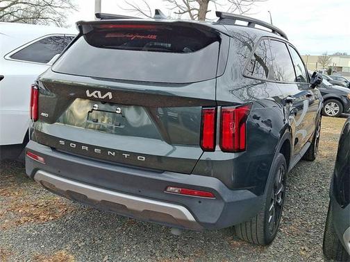 2022 Kia Sorento SX