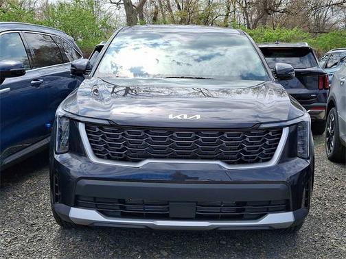 2025 Kia Sorento LX