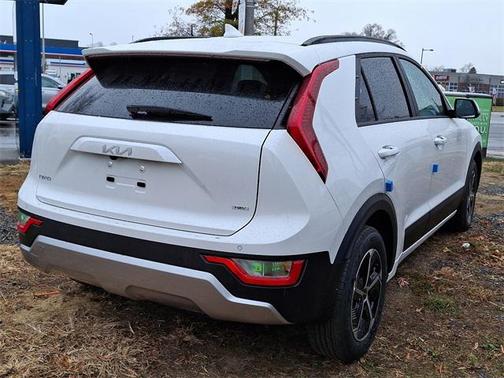 2025 Kia Niro EX