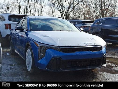 2025 Kia K4 GT-Line