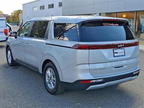 2022 Kia Carnival LXS