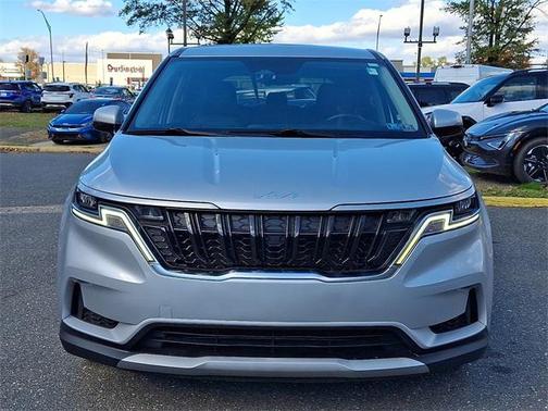 2022 Kia Carnival LXS