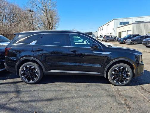 Ebony Black 2026 Kia Sorento EX