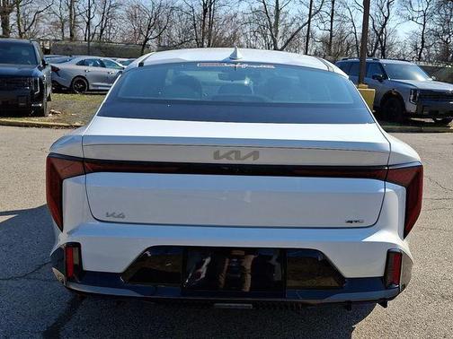 Snow White Pearl 2025 Kia K4 GT-Line