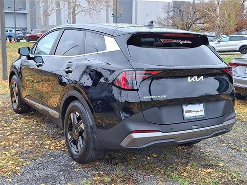 2026 Kia Sportage LX