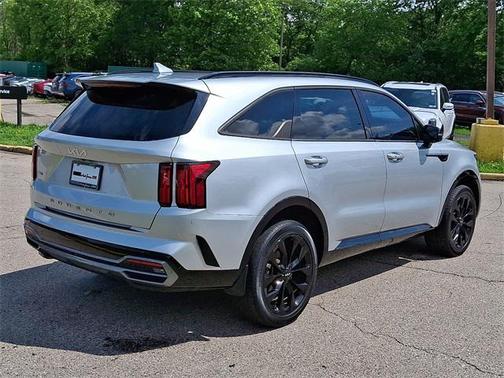 2022 Kia Sorento SX
