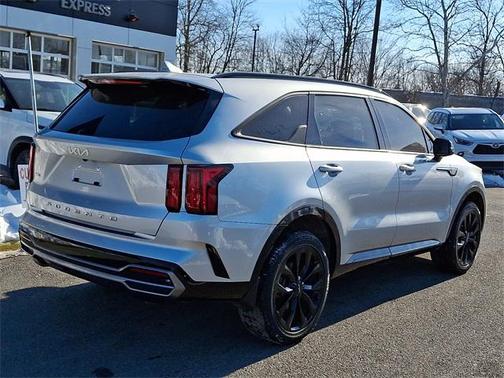 2022 Kia Sorento SX