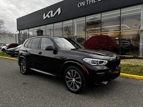 2023 BMW X5 M50i