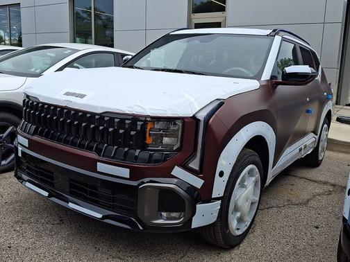 Magma Red 2027 Kia Seltos X-Line