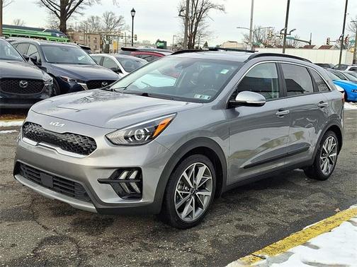 2022 Kia Niro Touring SE