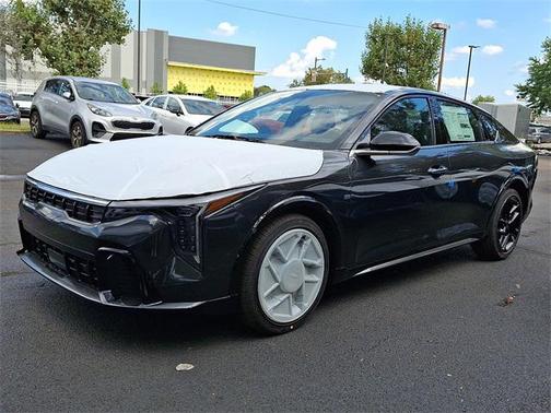 2025 Kia K4 GT-Line Turbo
