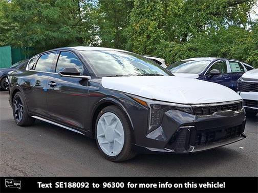 2025 Kia K4 GT-Line Turbo