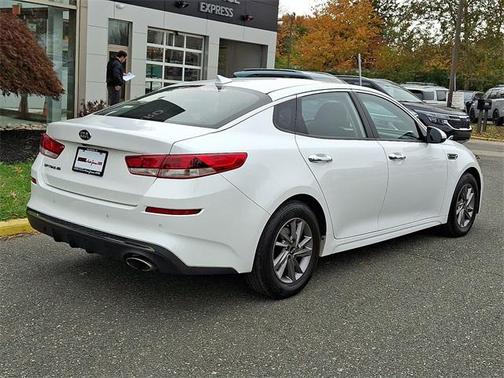 2020 Kia Optima LX