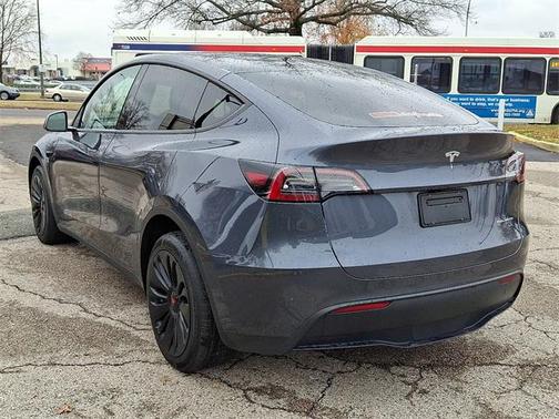 2023 Tesla Model Y Long Range Dual Motor All-Wheel Drive
