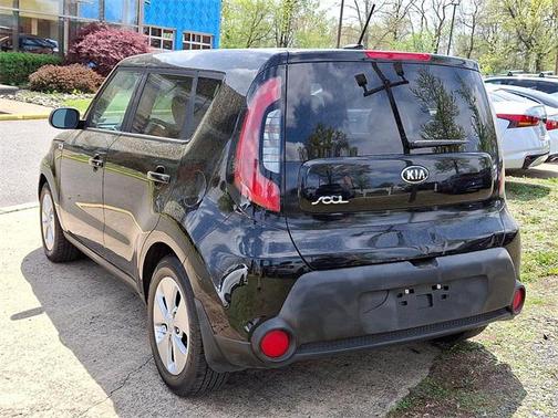 2016 Kia Soul Base