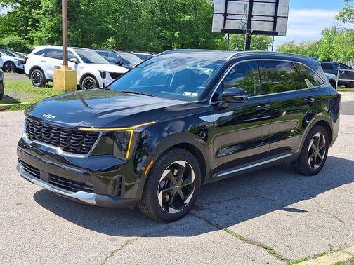 Aurora Black Pearl 2025 Kia Sorento Hybrid EX