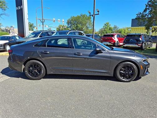 2025 Kia K5 LXS