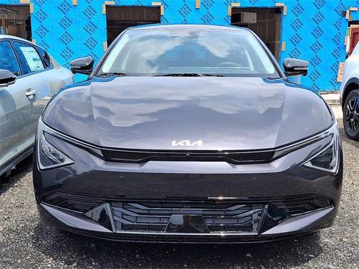 2025 Kia EV6 Wind