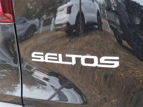 2025 Kia Seltos SX Turbo