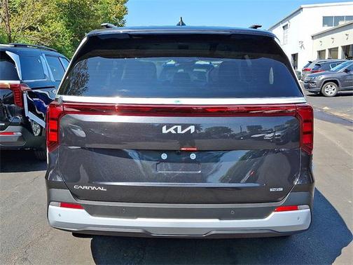 2026 Kia Carnival Hybrid EX
