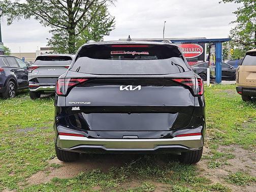 Ebony Black 2026 Kia Sportage SX