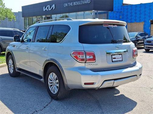 2017 Nissan Armada SV