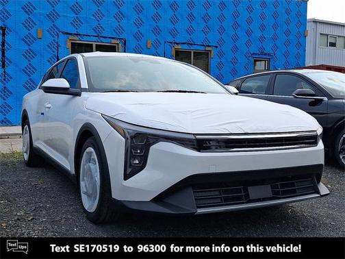 2025 Kia K4 EX
