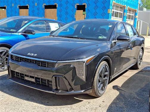 2025 Kia K4 GT-Line