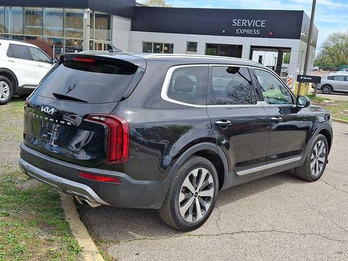 Black Copper 2022 Kia Telluride S