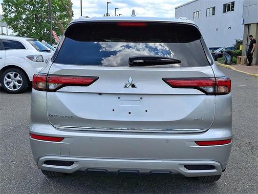2022 Mitsubishi Outlander SEL 2.5 2WD