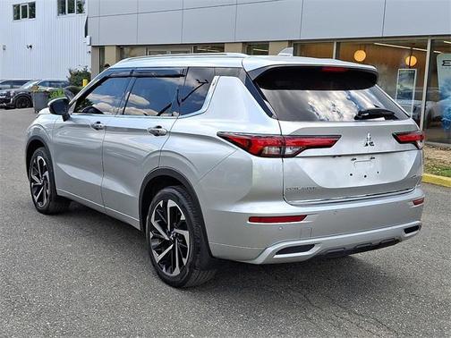 2022 Mitsubishi Outlander SEL 2.5 2WD