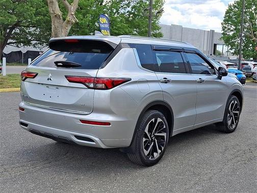 2022 Mitsubishi Outlander SEL 2.5 2WD