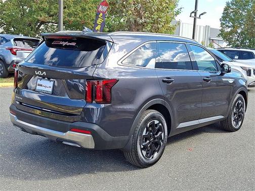 2025 Kia Sorento S
