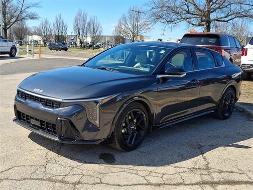 2025 Kia K4 GT-Line Turbo