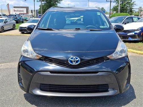 2016 Toyota Prius v Two
