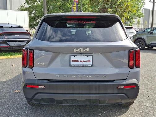 2022 Kia Sorento LX